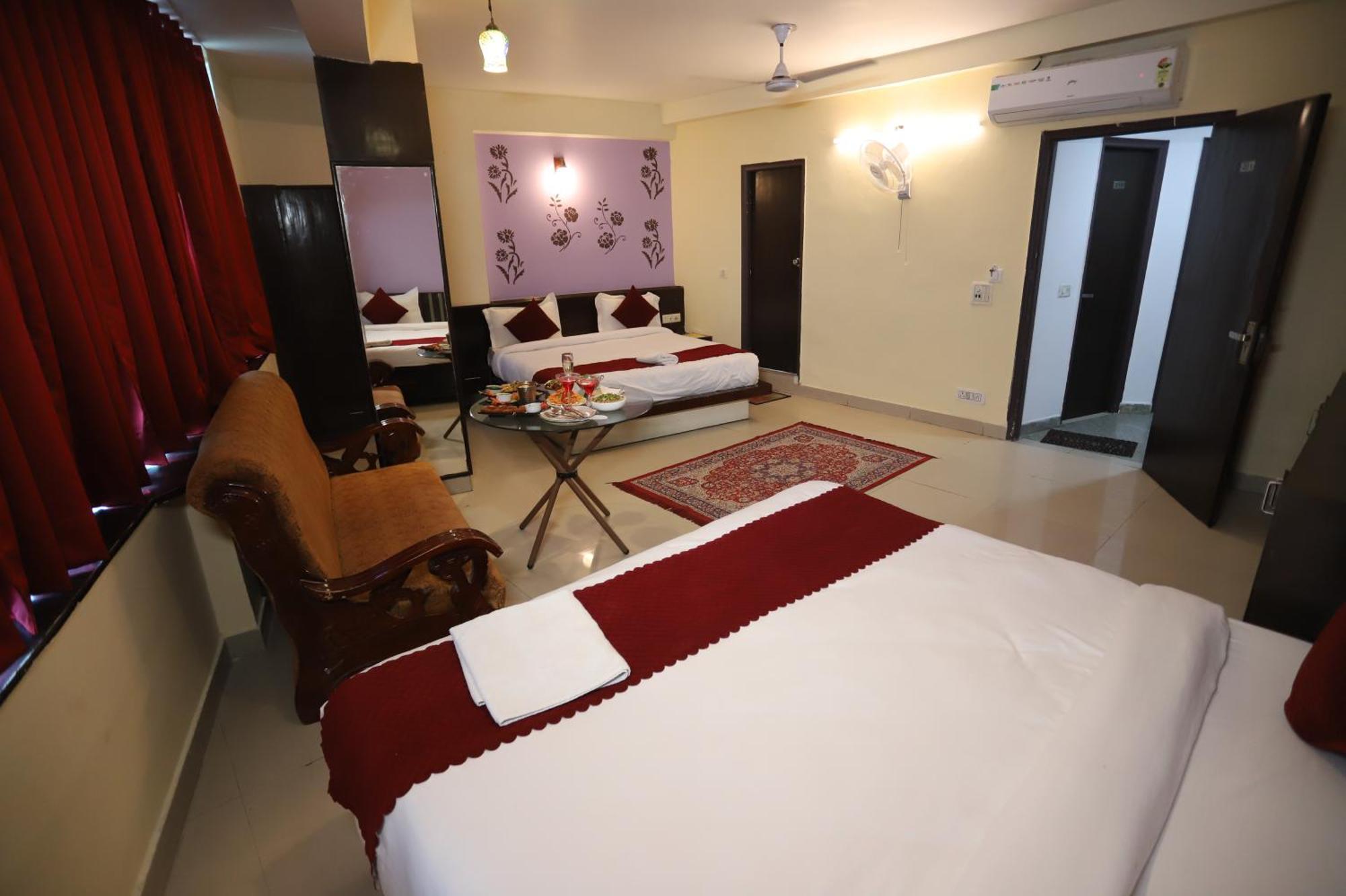 Airport Hotel Port View New Delhi Exterior photo