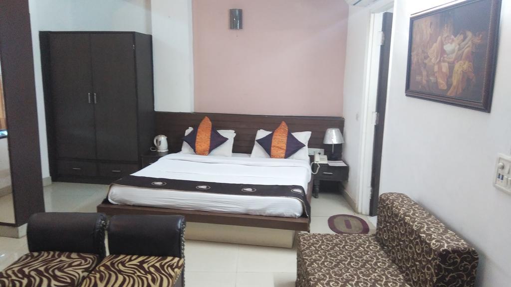 Airport Hotel Port View New Delhi Exterior photo